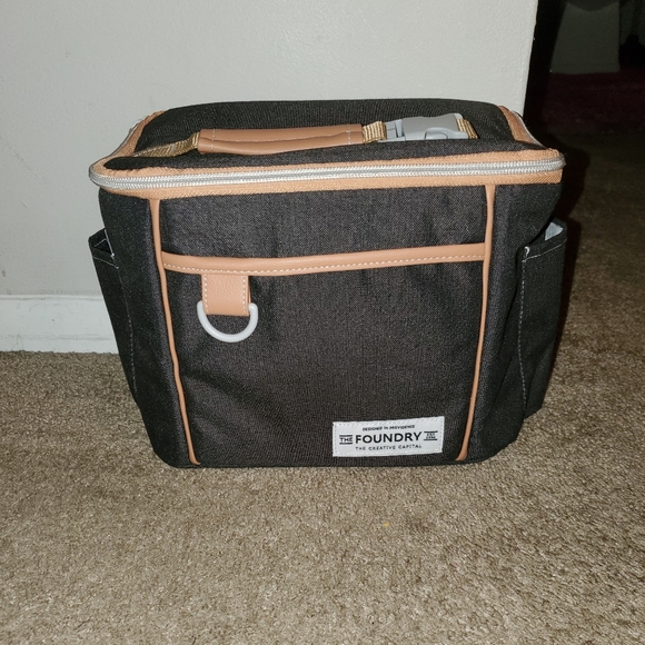 the foundry insulated lunch bag